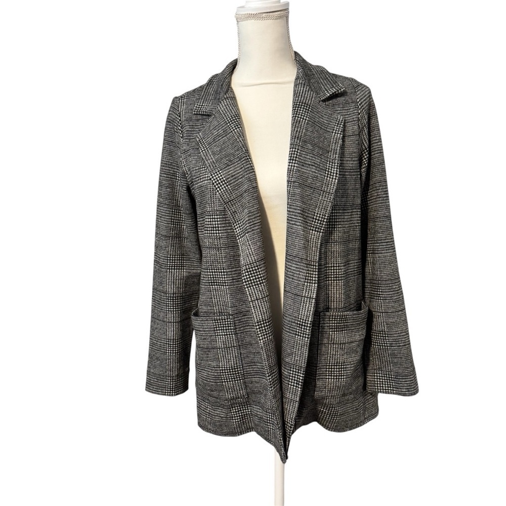 Banana Republic Black and White Plaid Blazer |Very Good Condition